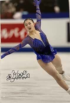 Amazon.co.jp: 正規品 直筆サイン付き写真 坂本花織 女子フィギュア