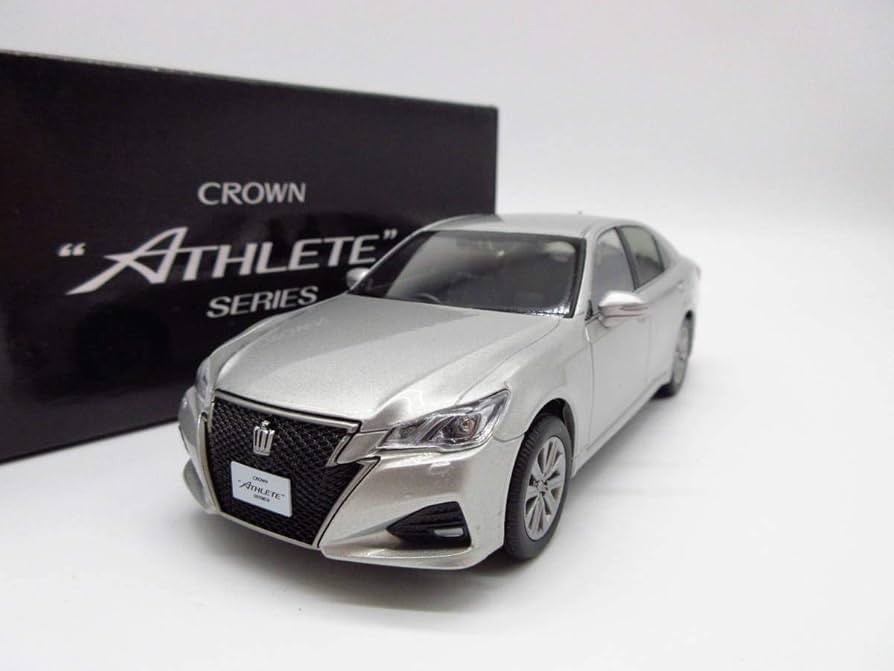 Amazon | 1/30 トヨタ クラウンアスリート CROWN 210系 後期 クラウン