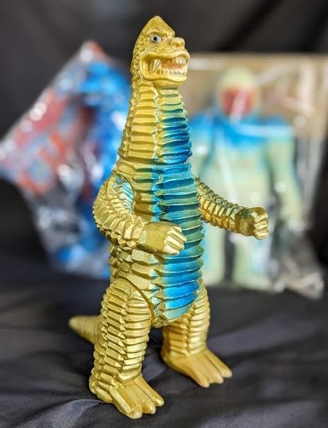 Amazon.co.jp: ギガス＆ドラコ＆レッドキング ブルマァク復刻 ソフビ