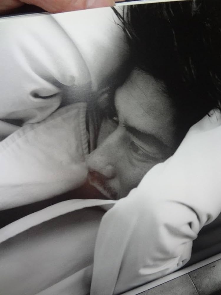 Amazon.co.jp: 真田広之 「L'homme」ロォム写真集英隆ハナブサリュウ