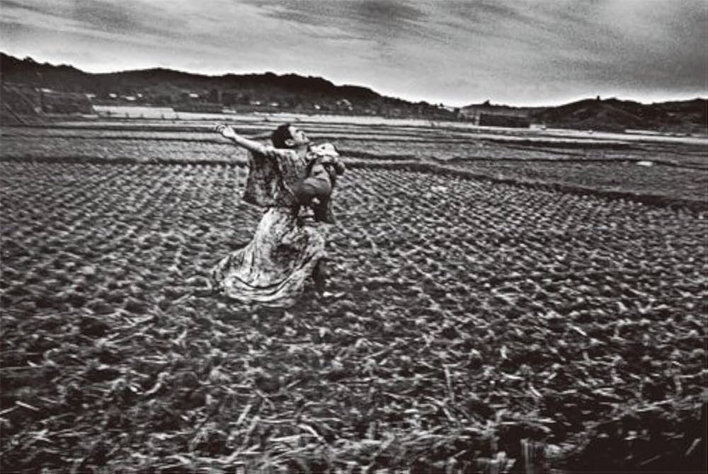 鎌鼬(普及版) | 細江英公 |本 | 通販 | Amazon