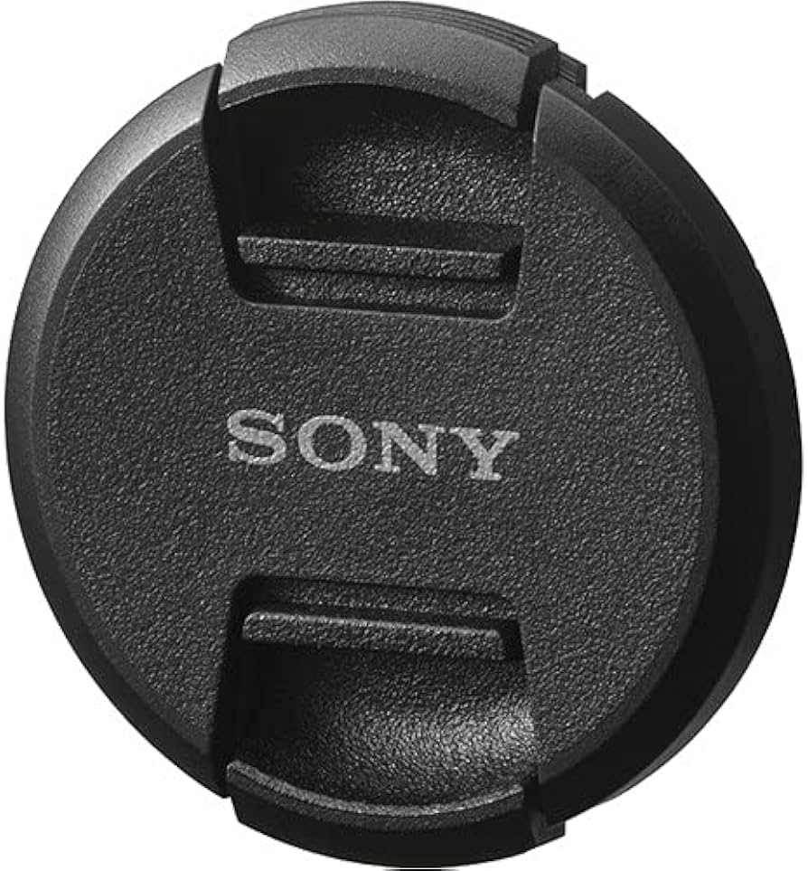 Amazon.com: Sony E 35mm f/1.8 OSS Lens (SEL35F18) + Filter Kit +