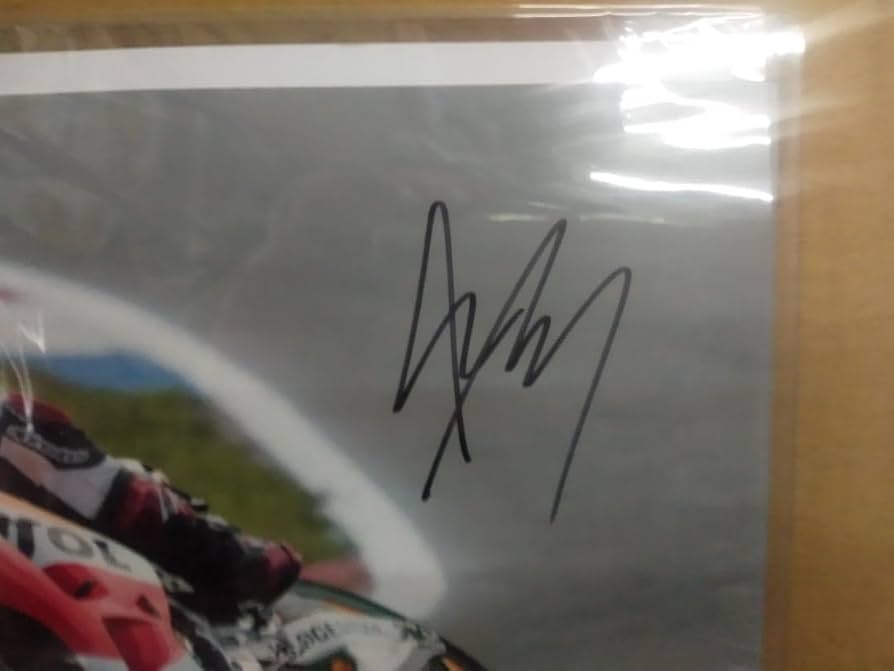 Amazon.co.jp: 48 オートバイレーサー マルクマルケス 直筆サイン入り