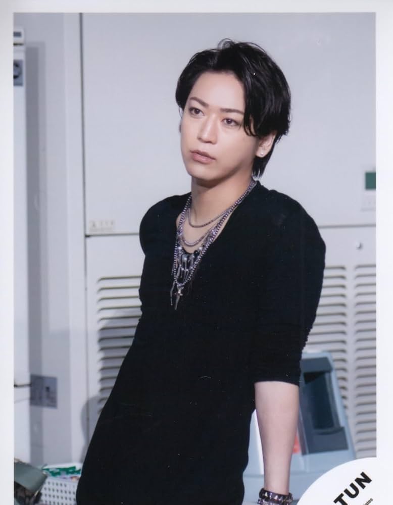 Amazon.co.jp: KAT-TUN 公式生写真 （亀梨和也）KA00313 : おもちゃ