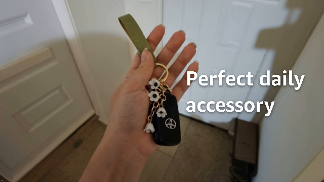 Meimimix Lily of the valley Flower Leaf Charms Keychain Leather