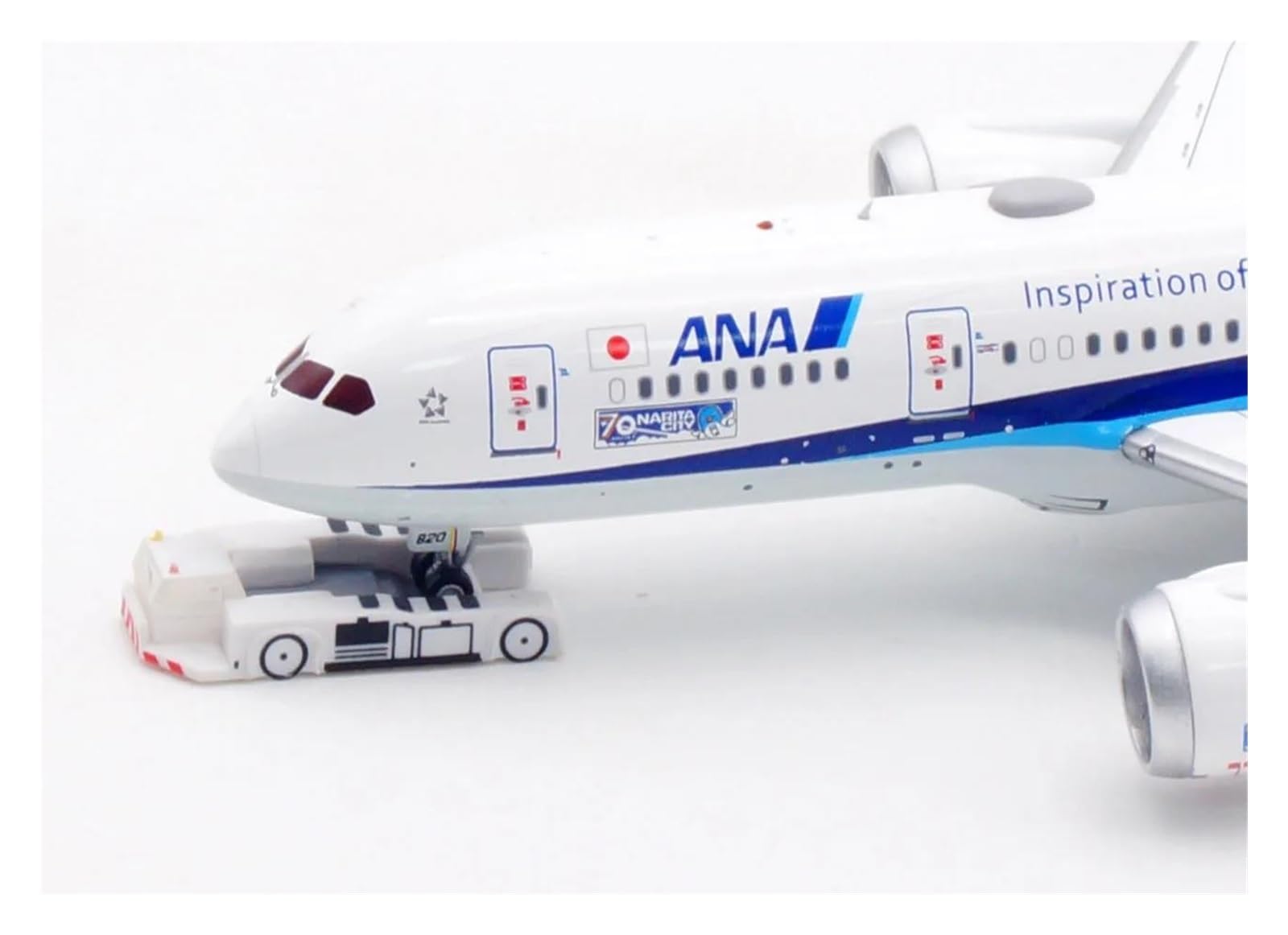 Amazon.co.jp: ミニチュアカー 1:400 ANA ボーイング 787-8 ダイ
