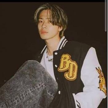 Amazon.co.jp: コムドット着用 Birdog スタジャン : おもちゃ