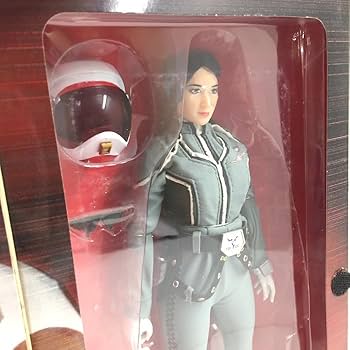 Amazon.co.jp: 超 ウルトラセブン フィギュア ウルトラ警備隊友里