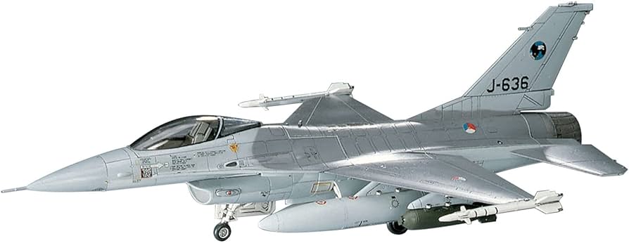 Amazon | ハセガワ 1/72 アメリカ空軍 戦術戦闘機 F-16A プラス