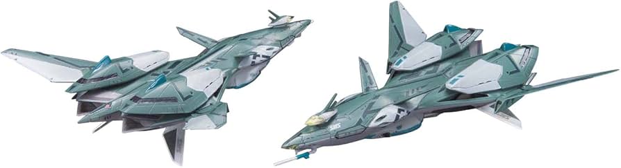 Amazon.com: Macross Bandai Transformable Model Kit 1/72 Scale RVF