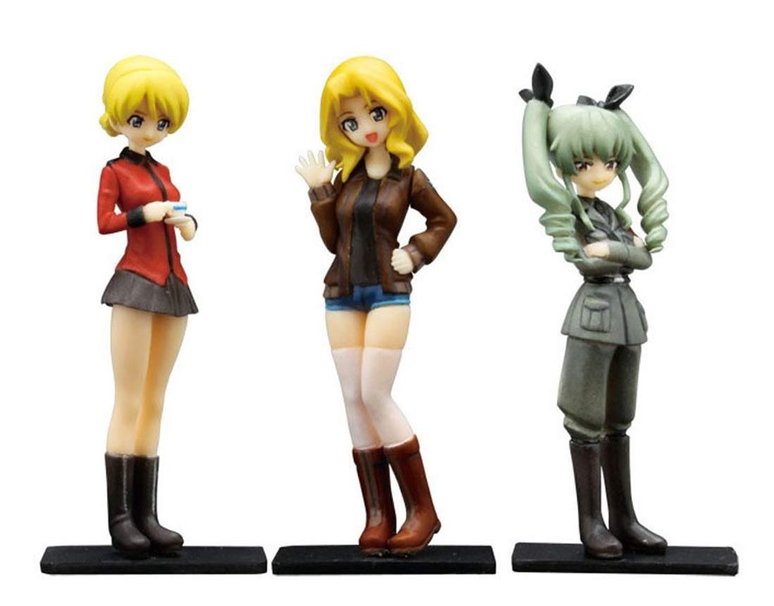 Amazon.co.jp: プラッツ 1/35 ガールズ&パンツァー 隊長フィギュア