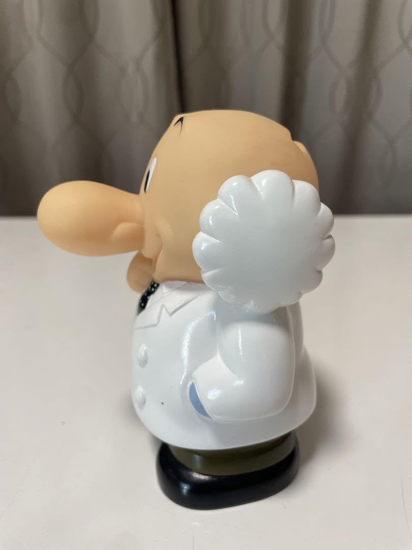 Amazon.co.jp: 鉄腕アトムお茶の水博士貯金箱 : おもちゃ