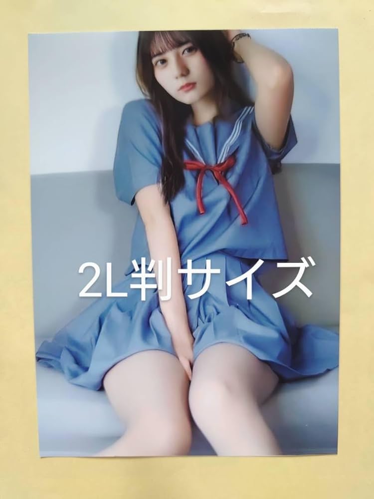 Amazon.co.jp: レア セクシーショット 日向坂46 小坂菜緒 生写真 2L判