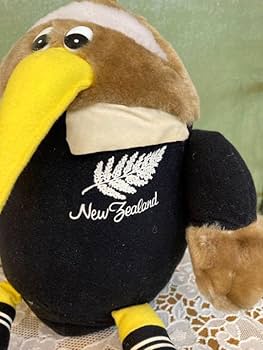 Amazon.co.jp: キウイバード ラグビーボール型 ぬいぐるみ