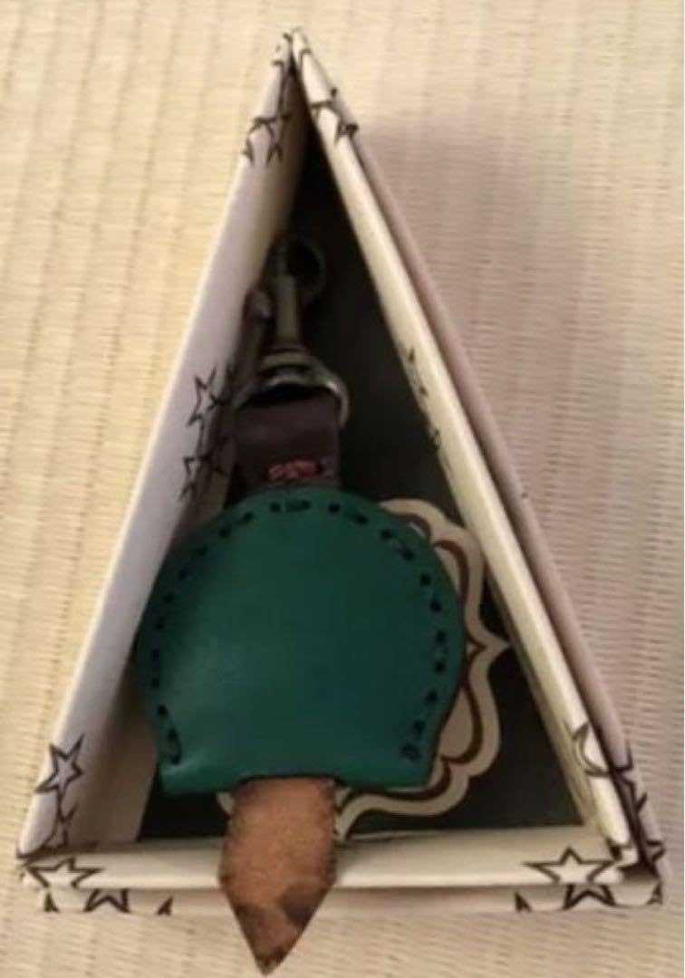 Amazon.co.jp: B'z エキシビション OJAGA DESIGN キーキャップ : おもちゃ