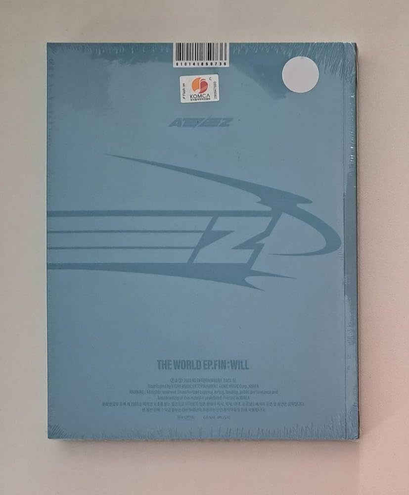 Amazon.co.jp: ATEEZ 直筆サイン入り アルバム ウヨン : おもちゃ