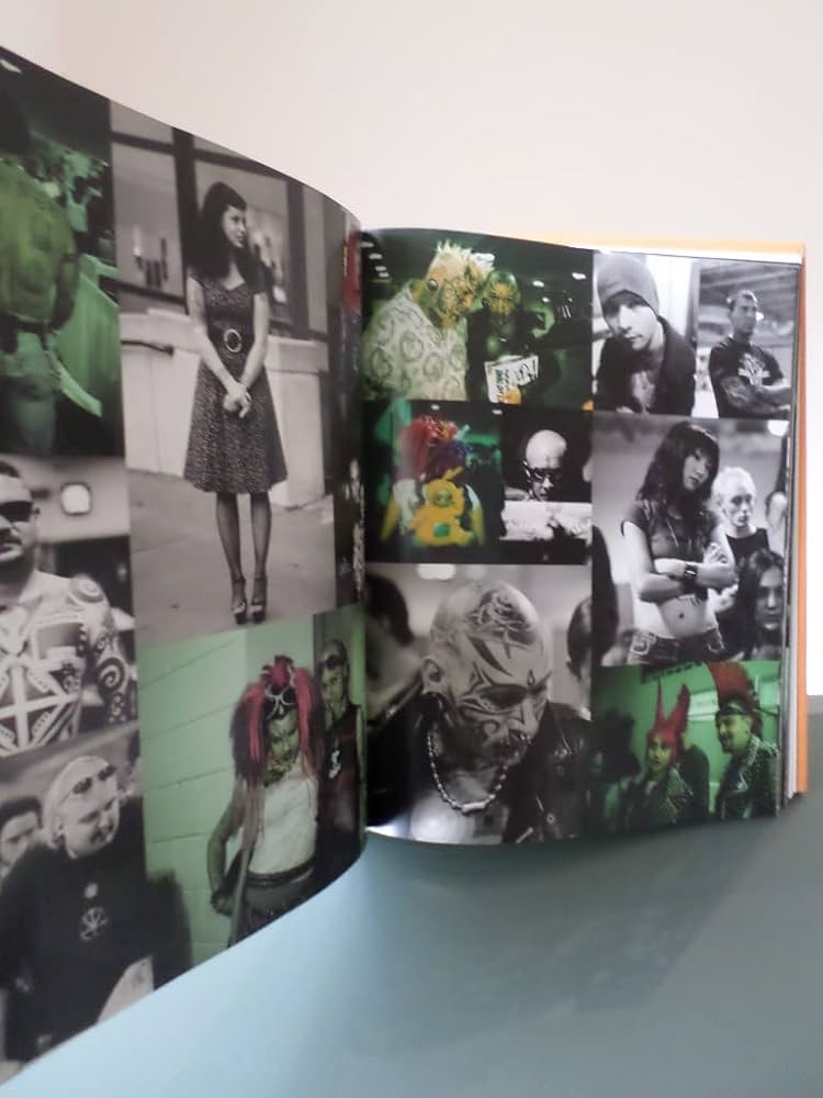 超レア本 The Leu Family's Family Iron THE LEU FAMILY'S FAMILY IRON