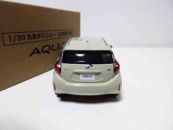 Amazon | 1/30 トヨタ 新型アクア クロスオーバー AQUA Crossover 専用