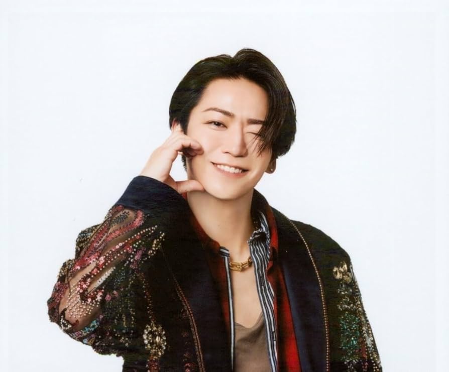 Amazon.co.jp: KAT-TUN 公式生写真 ましかくフォト（亀梨和也）CD23006