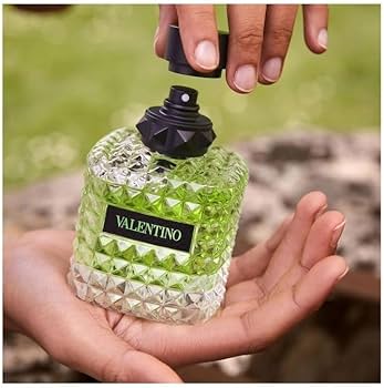 Amazon.com : Valentino Donna Born In Roma Green Stravaganza for