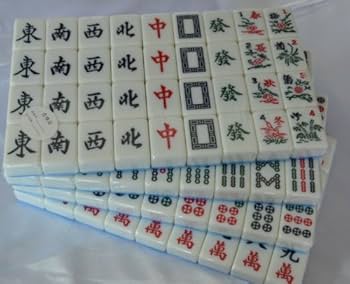 Amazon.co.jp: 本格の家庭用マージャン牌（セット約3kg) (緑）重量感