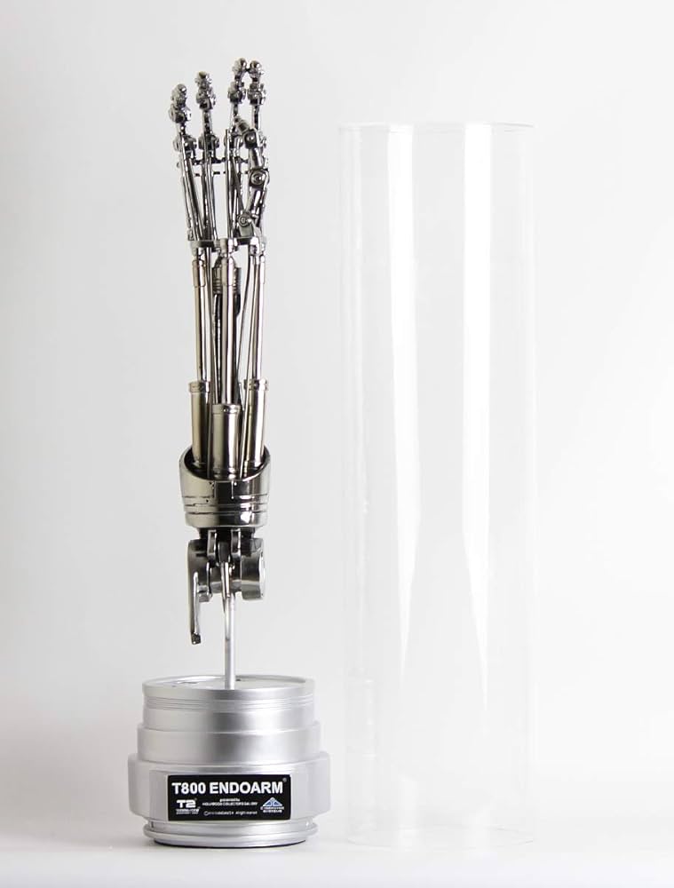 Amazon.co.jp: ターミネーター 1/1スケール T-800 エンドアーム ライフ