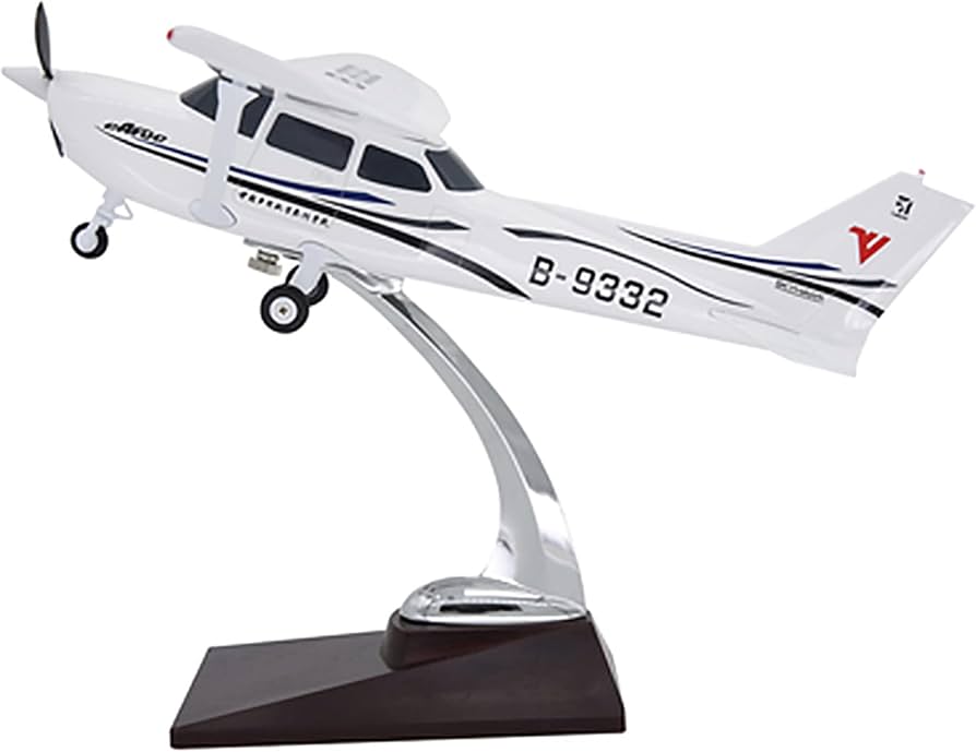 Amazon.co.jp: セスナ172 1:32 10.8インチランディングギアアブス樹脂