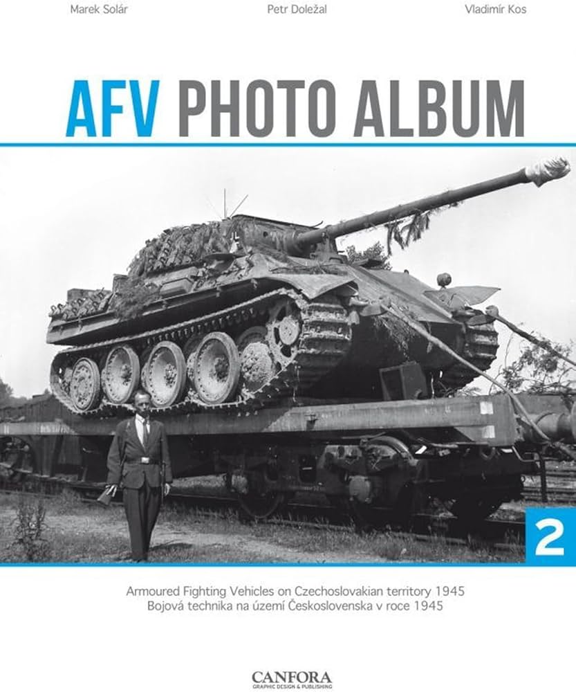 Amazon.co.jp: AFV Photo Album: Armoured Fighting Vehicles on
