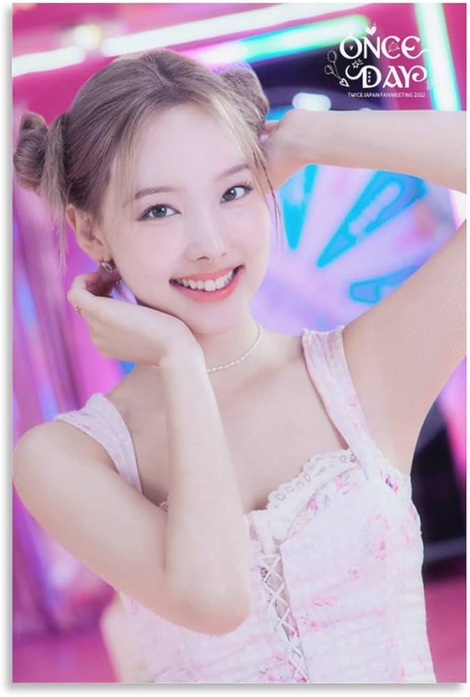 Amazon.co.jp: NAYEON ナヨン TWICE トゥワイス ONCE DAYキャンバス