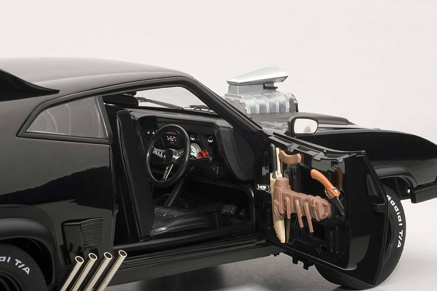 Amazon | AUTOart 1/18 マッドマックス 2 ザ・ロードウォリアー