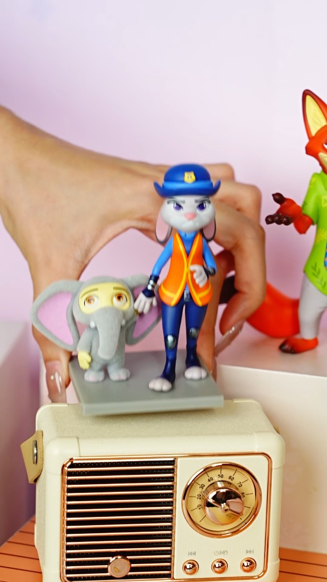 TOP TOY ディズニー ズートピア 朱ディ＆ニックの物語シリーズ