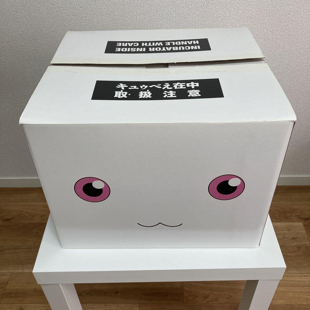 Amazon.co.jp: 魔法少女まどかマギカ キュゥべえ 等身大フィギュア 1/1