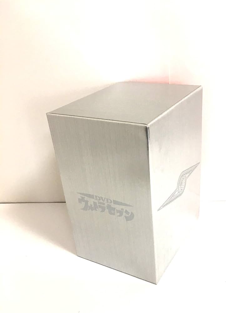 Amazon.co.jp: DVDウルトラセブン コレクターズBOX (初回限定生産