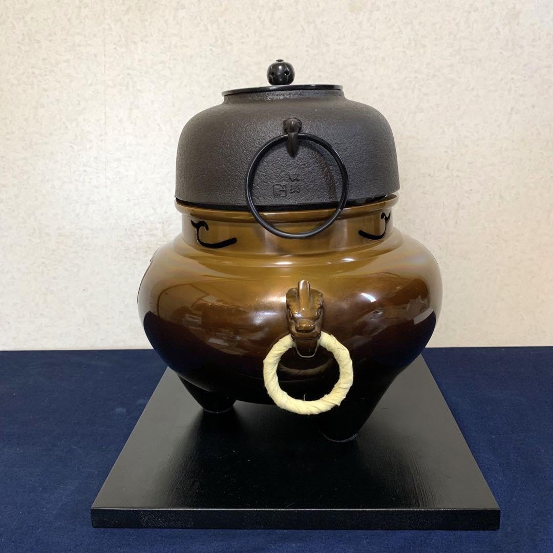 Amazon.co.jp: 人間国宝 高橋敬典 風炉 茶釜 電熱器 唐銅鬼面風炉