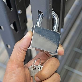 61-83Wyeh+L._AC_UF350,