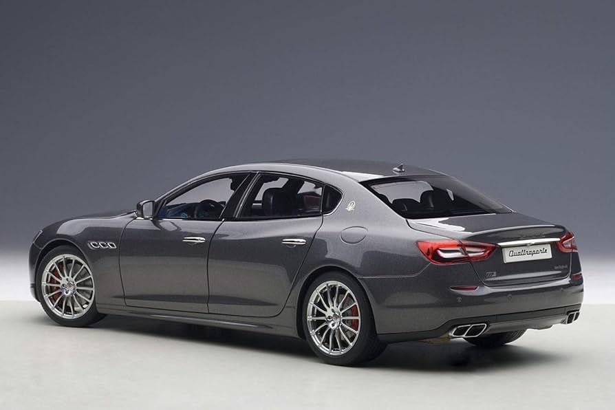 Amazon | AUTOart 1/18 マセラティ クアトロポルテ GT S (グレー) 完成