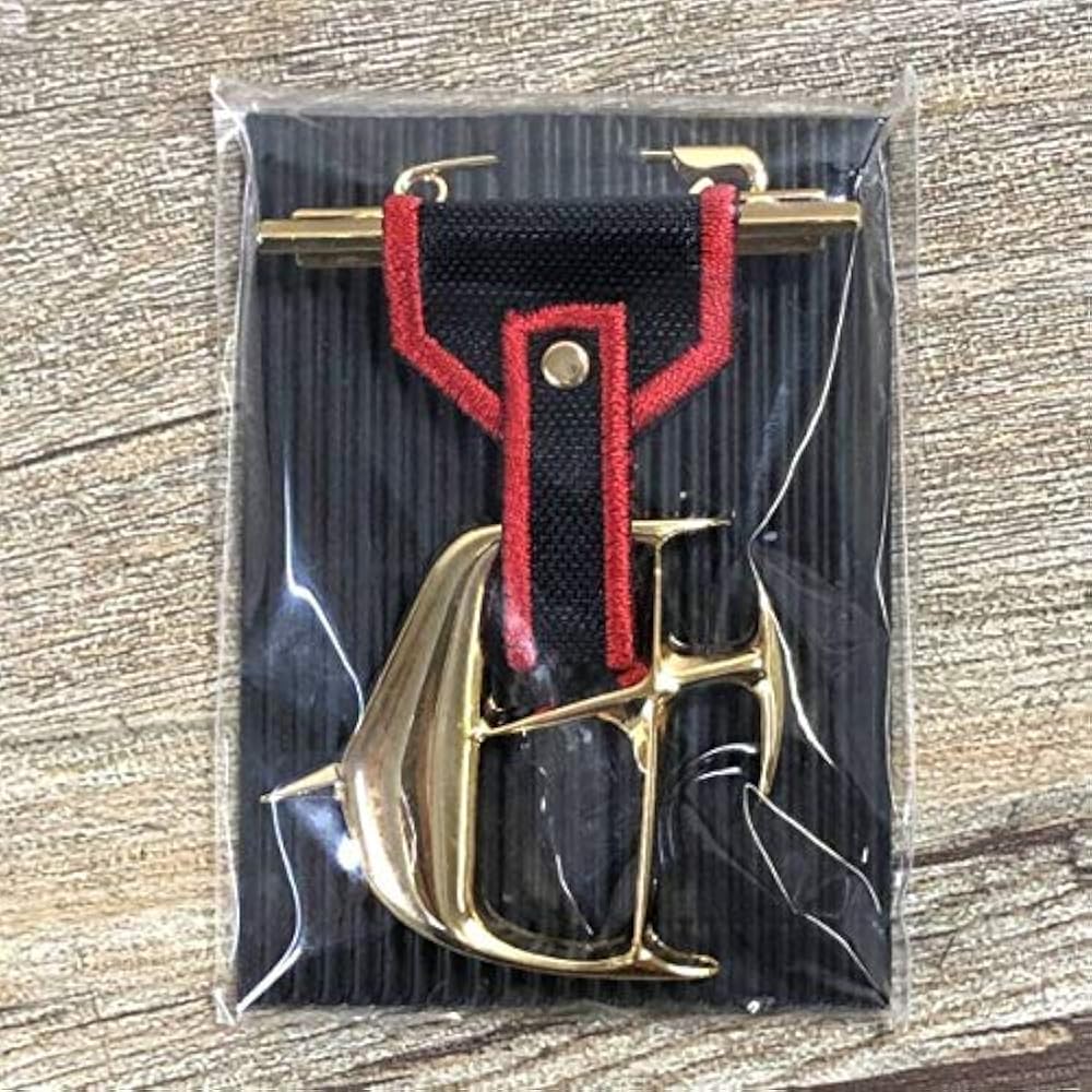 Amazon.co.jp: 宇宙戦艦ヤマト デスラー勲章 デスラー総統ワインセット