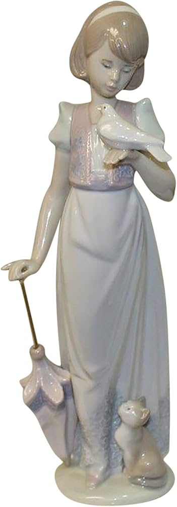 Amazon.com: Lladro Figurine: 7611 Summer Stroll : Home & Kitchen