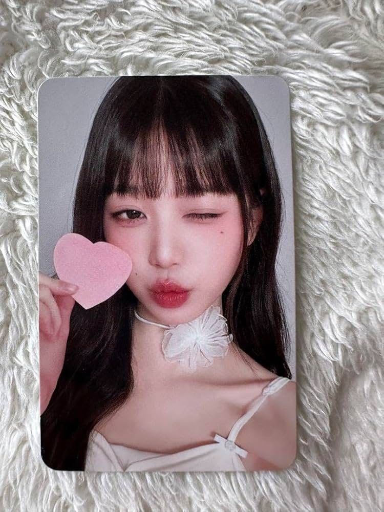 Amazon.co.jp: IVE ウォニョン 2024 シーグリ 特典トレカ : おもちゃ