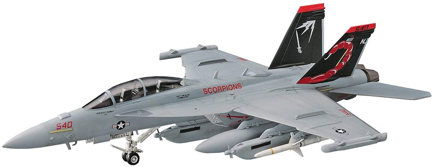 Amazon | ハセガワ 1/72 アメリカ海軍 EA-18G グラウラー プラモデル