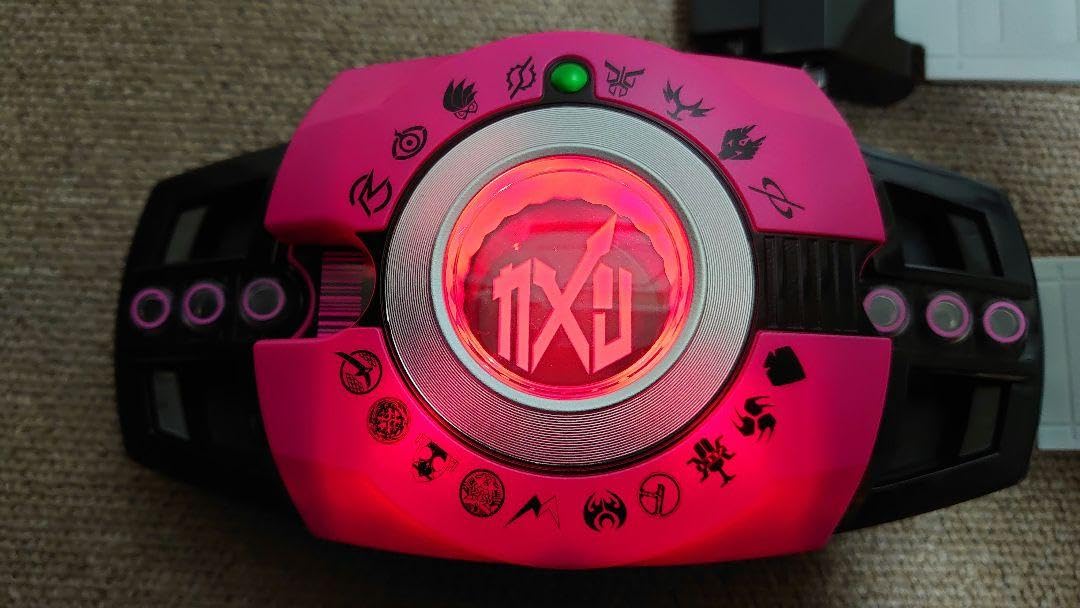 Amazon | 仮面ライダーディケイド 変身ベルト DXネオディケイ