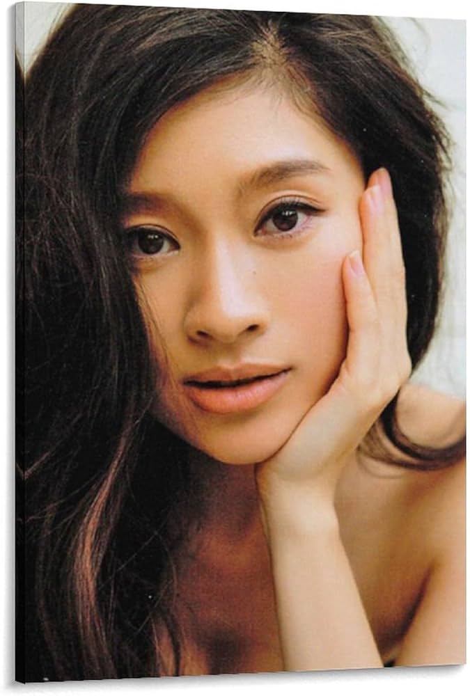 Amazon.co.jp: 篠原涼子水着セクシー写真ポスター絵画 キャンバス 芸術