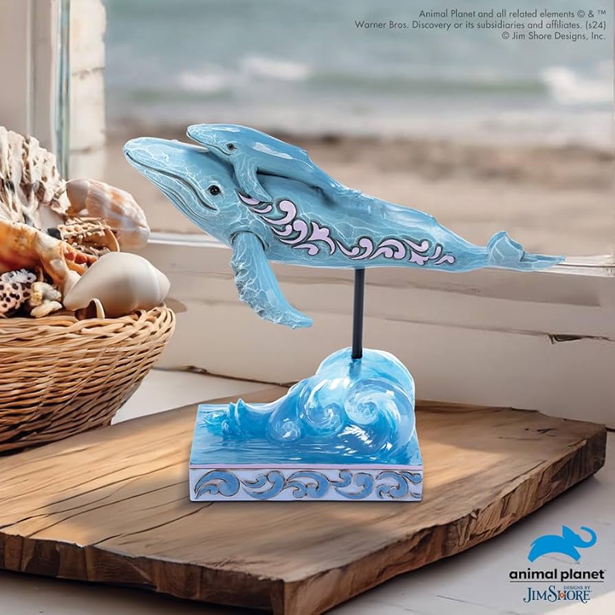 Amazon.com: Enesco Animal Planet by Jim Shore Mother Blue Whale