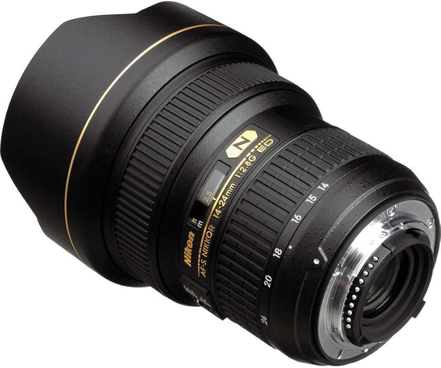 Amazon.com: Nikon AF-S NIKKOR 14-24mm f/2.8G ED Lens (2163) + Cap
