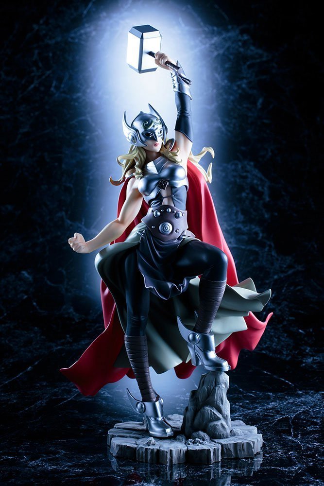 Kotobukiya Marvel: Female Thor Bishoujo Statue : Amazon.in: Toys