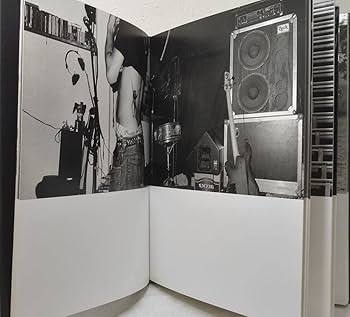 Amazon.co.jp: 写 エディスリマン 洋書写真集 Hedi Slimane Berlin