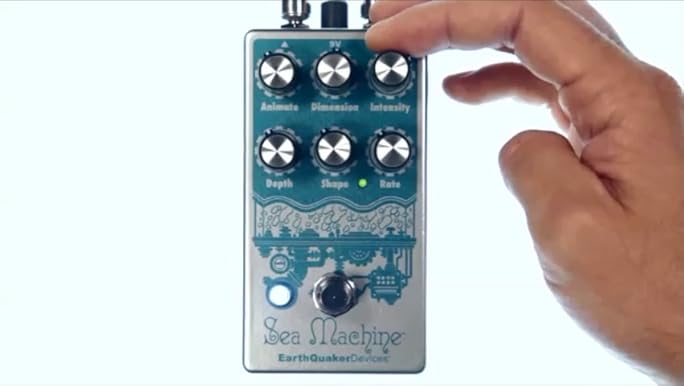 Amazon.com: EarthQuaker Devices Sea Machine V3 Super Chorus Guitar