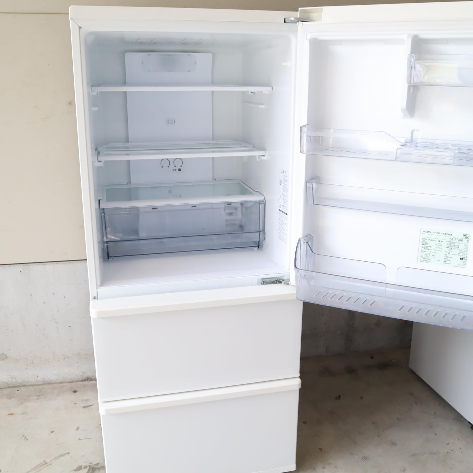 Amazon | AQR-27G-W(ナチュラルホワイト) 3ドア冷蔵庫 右開き 272L
