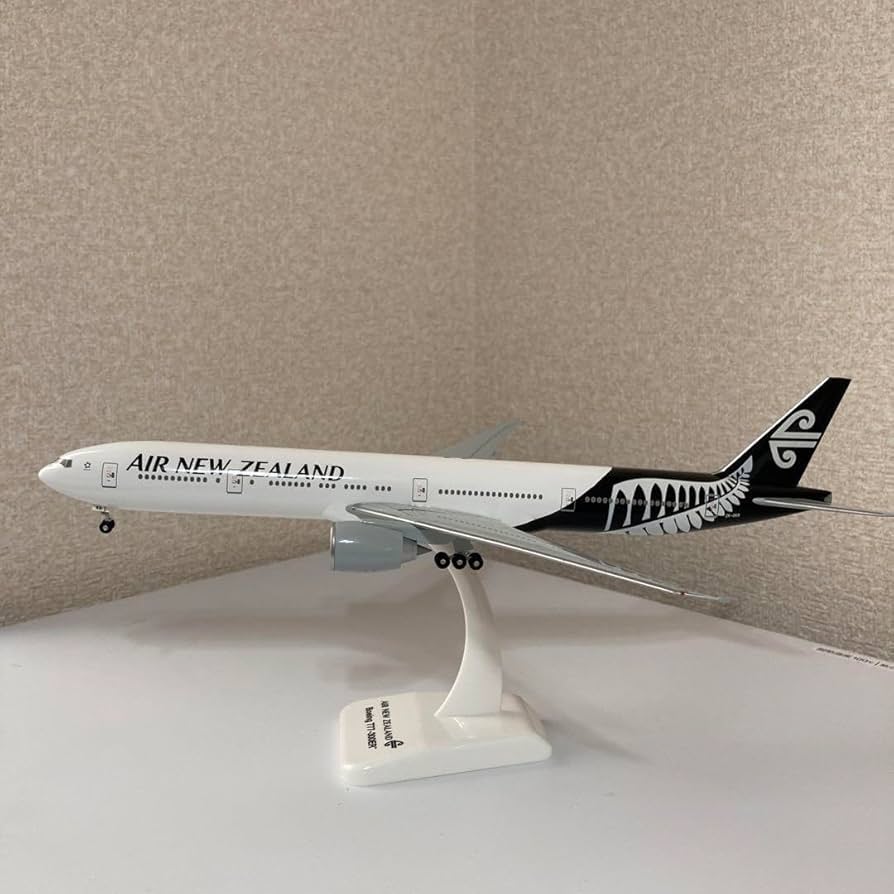 Amazon.co.jp: ニュージーランド航空200分の1模型 : おもちゃ