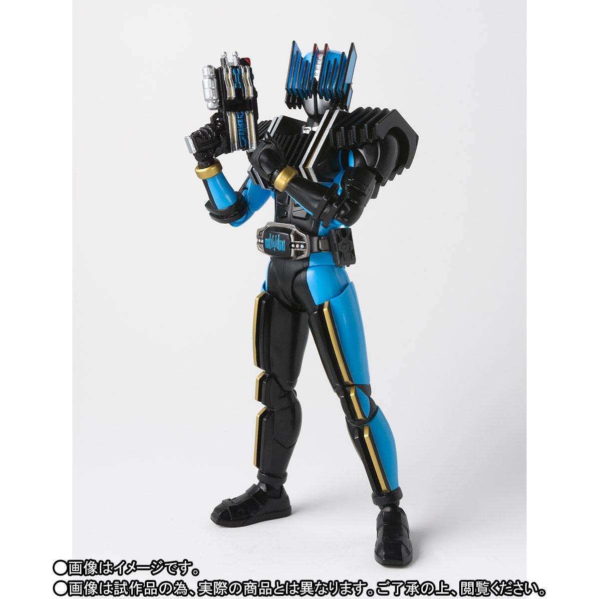 Amazon.co.jp: BANDAI S.H.Figuarts（真骨彫製法） 仮面ライダー